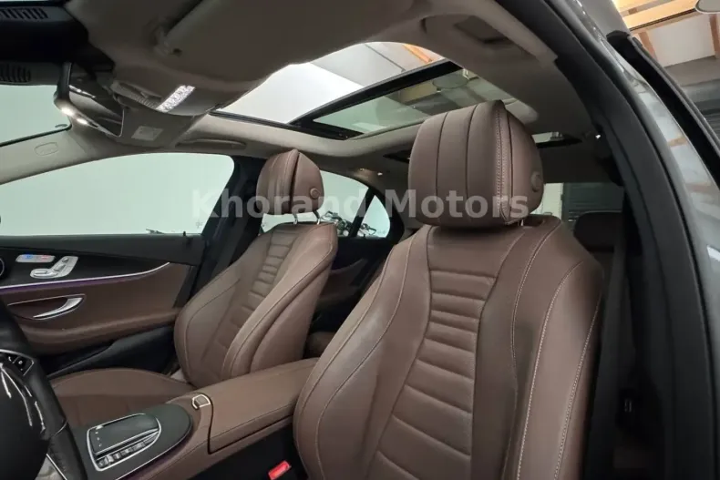 Mercedes-Benz E 300 din 2021 cu 90.000 km - oferta MER156714 - foto 11