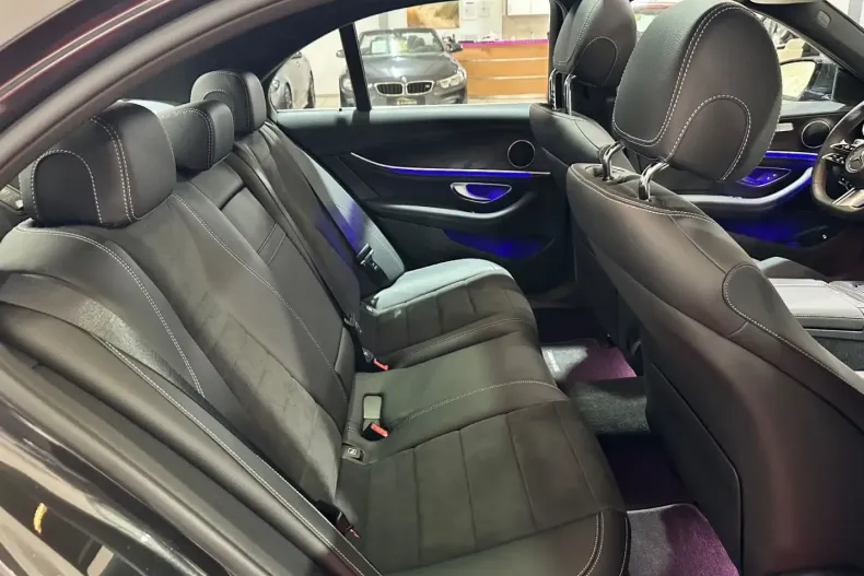 Mercedes-Benz E 400 din 2023 cu 21.000 km - oferta MER156721 - foto 22