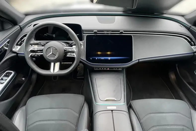 Mercedes-Benz E 300 din 2024 cu 11.022 km - oferta MER156724 - foto 10