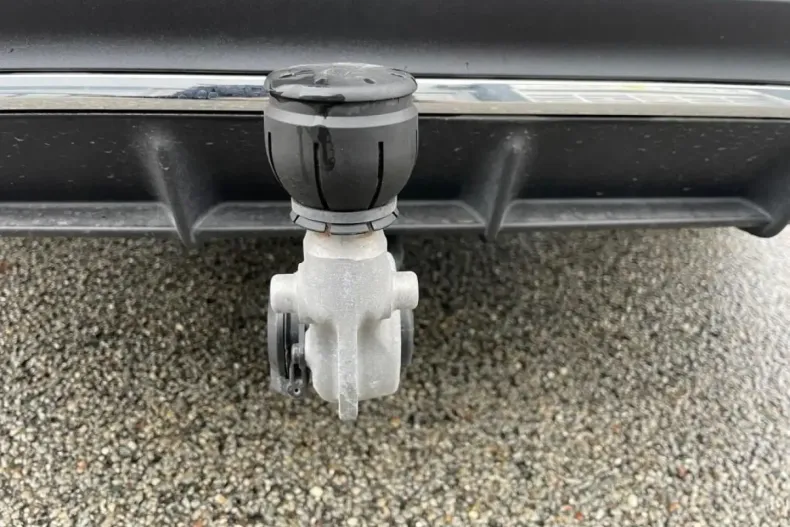 Mercedes-Benz E 300 din 2024 cu 11.022 km - oferta MER156724 - foto 16