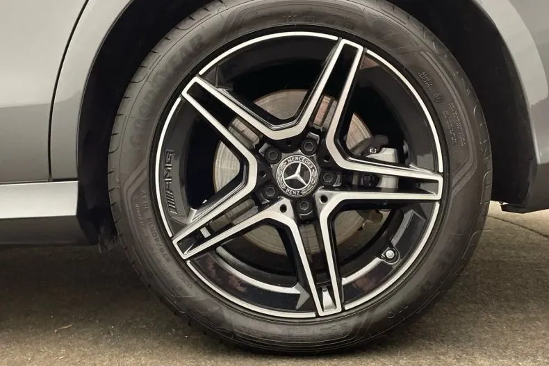 Mercedes-Benz E 300 din 2022 cu 75.612 km - oferta MER156725 - foto 6