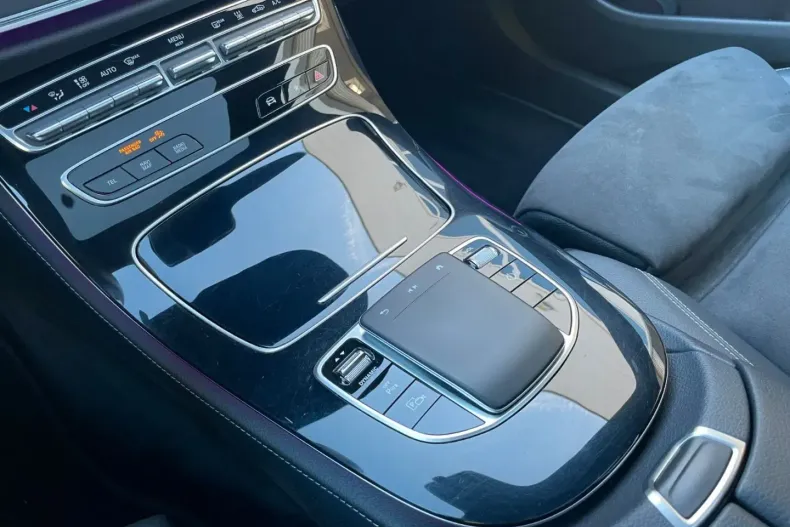 Mercedes-Benz E 300 din 2021 cu 46.800 km - oferta MER156726 - foto 18