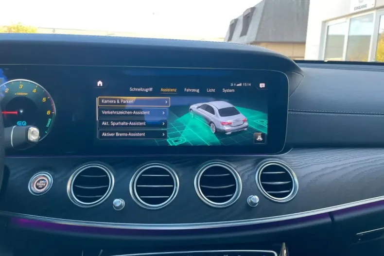 Mercedes-Benz E 300 din 2021 cu 46.800 km - oferta MER156726 - foto 22