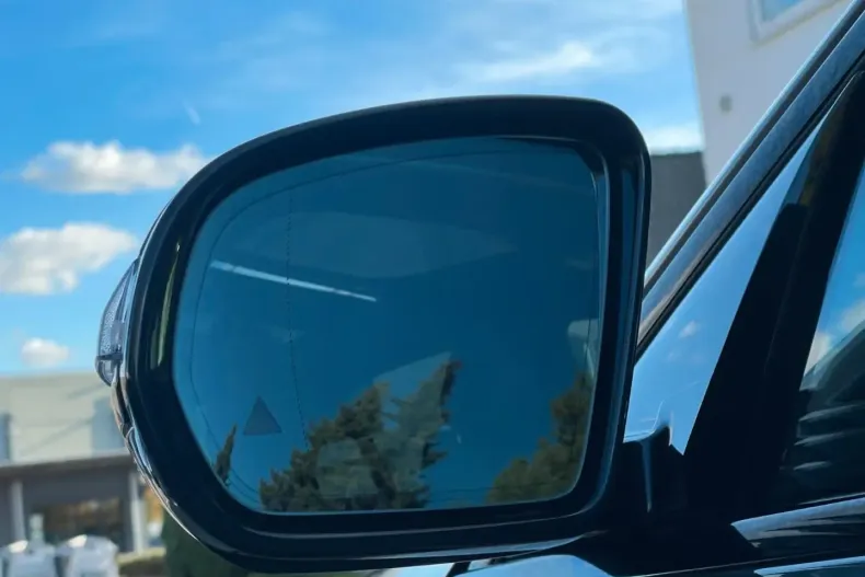 Mercedes-Benz E 300 din 2021 cu 46.800 km - oferta MER156726 - foto 29