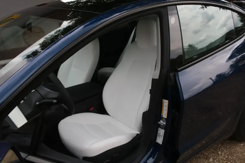 Tesla Model 3 din 2022 cu 59.600 km - oferta TES156737 - foto 6