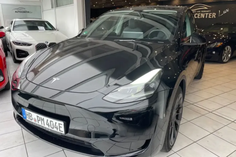 Tesla Model Y din 2023 cu 43.000 km - oferta TES156738 - foto 2
