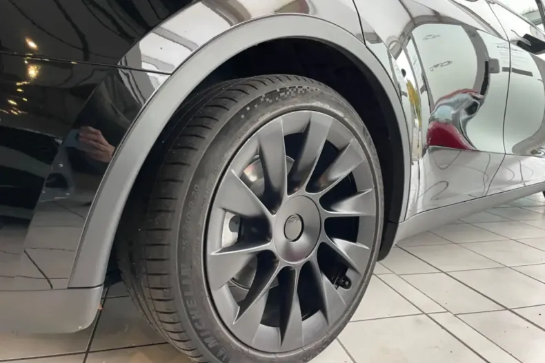 Tesla Model Y din 2023 cu 43.000 km - oferta TES156738 - foto 6