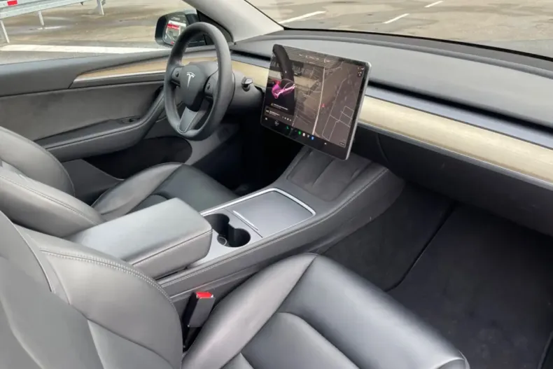 Tesla Model Y din 2023 cu 43.000 km - oferta TES156738 - foto 14