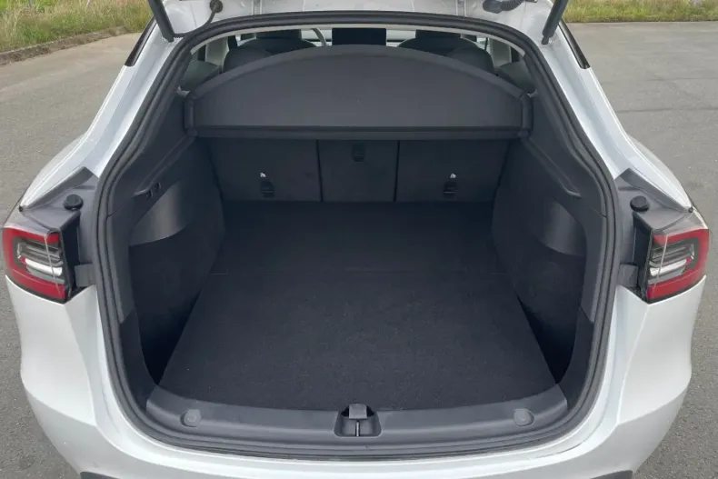 Tesla Model Y din 2022 cu 56.500 km - oferta TES156739 - foto 13