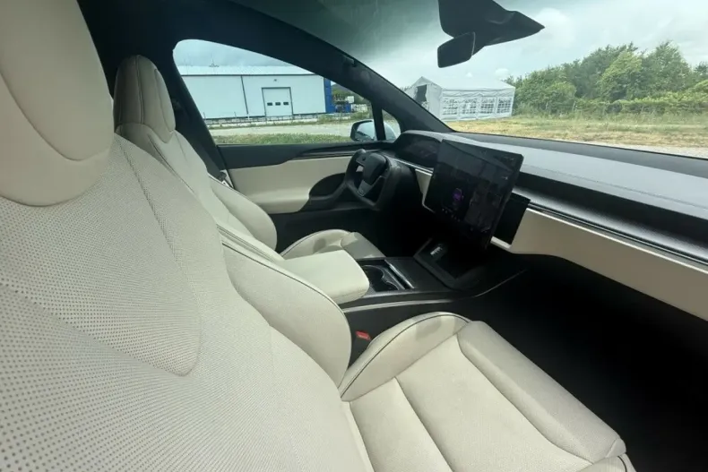 Tesla Model X din 2022 cu 53.000 km - oferta TES156740 - foto 11