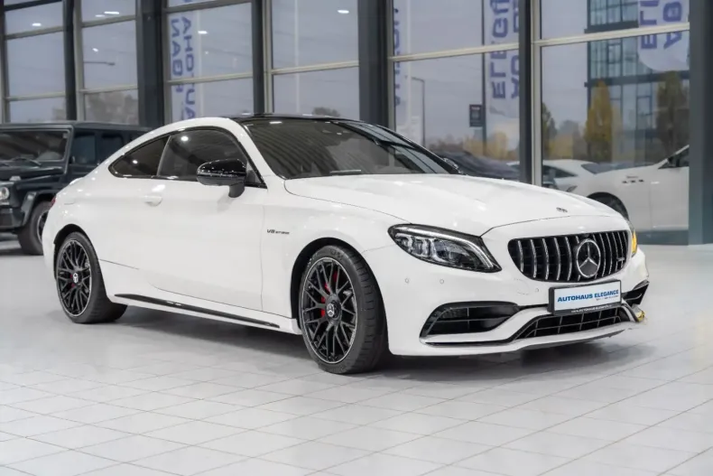 Mercedes-Benz C 63 AMG din 2020 cu 10.897 km - oferta MER156743 - foto 2