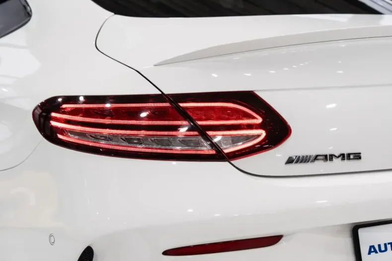 Mercedes-Benz C 63 AMG din 2020 cu 10.897 km - oferta MER156743 - foto 13