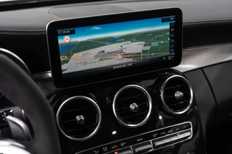 Mercedes-Benz C 63 AMG din 2020 cu 10.897 km - oferta MER156743 - foto 21