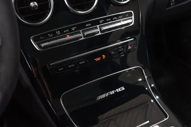 Mercedes-Benz C 63 AMG din 2020 cu 10.897 km - oferta MER156743 - foto 25