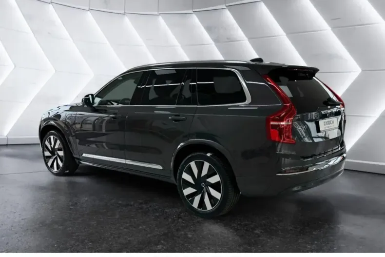 Volvo XC90 din 2024 cu 17.550 km - oferta VOL156749 - foto 2