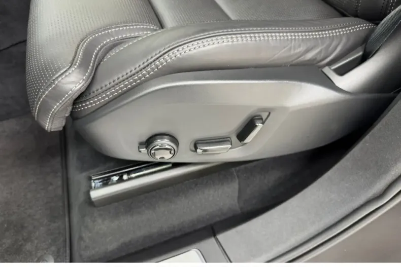 Volvo XC90 din 2024 cu 17.550 km - oferta VOL156749 - foto 18