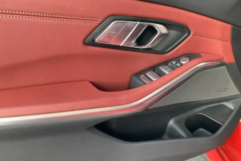 BMW 330 din 2024 cu 22.314 km - oferta BMW156751 - foto 11