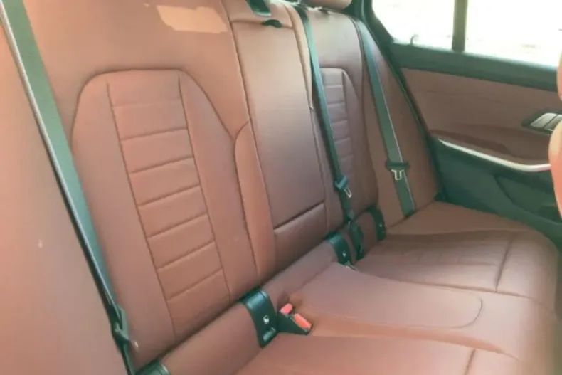 BMW 330 din 2024 cu 22.314 km - oferta BMW156751 - foto 14