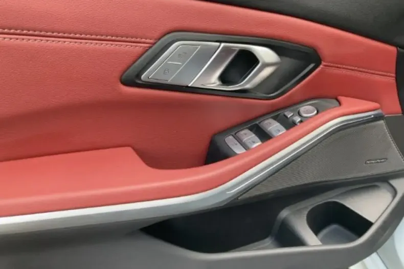 BMW 330 din 2024 cu 22.478 km - oferta BMW156752 - foto 11