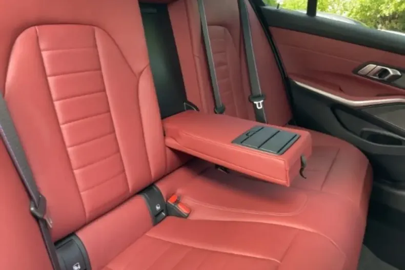 BMW 330 din 2024 cu 22.478 km - oferta BMW156752 - foto 14