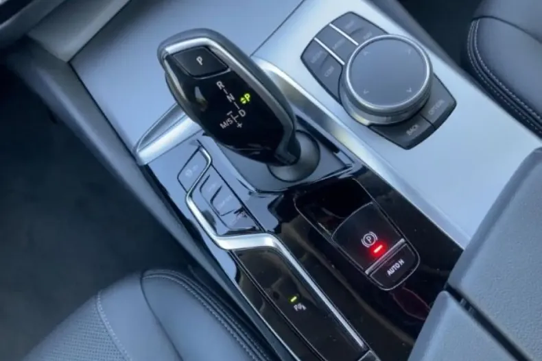 BMW 520 din 2022 cu 72.687 km - oferta BMW156754 - foto 10