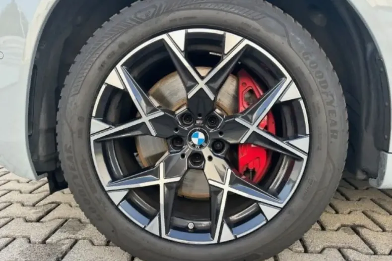 BMW X3 M50 din 2025 cu 25.809 km - oferta BMW156764 - foto 13