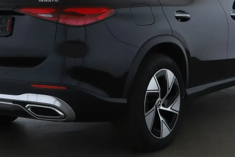 Mercedes-Benz GLC 300 din 2024 cu 13.463 km - oferta MER156768 - foto 4