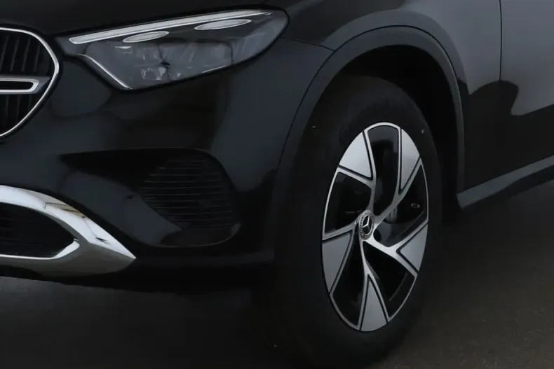 Mercedes-Benz GLC 300 din 2024 cu 13.463 km - oferta MER156768 - foto 5