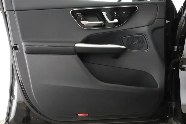 Mercedes-Benz GLC 300 din 2024 cu 13.463 km - oferta MER156768 - foto 10