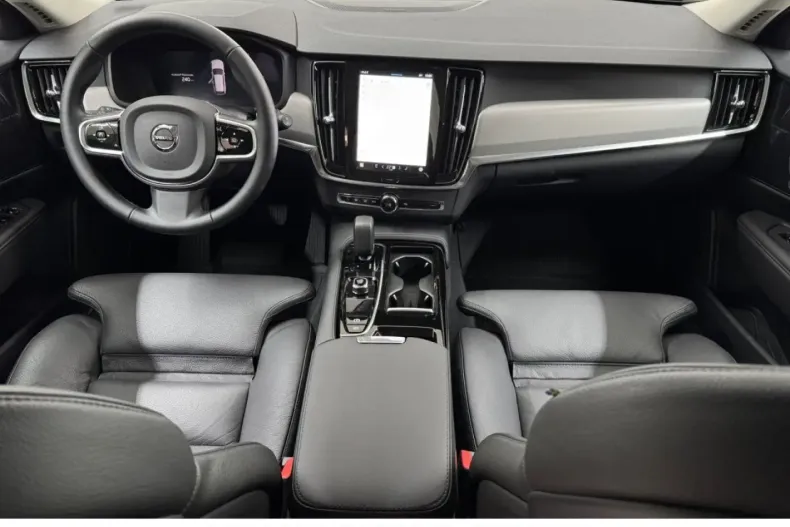 Volvo V90 din 2025 cu 28.842 km - oferta VOL156771 - foto 7