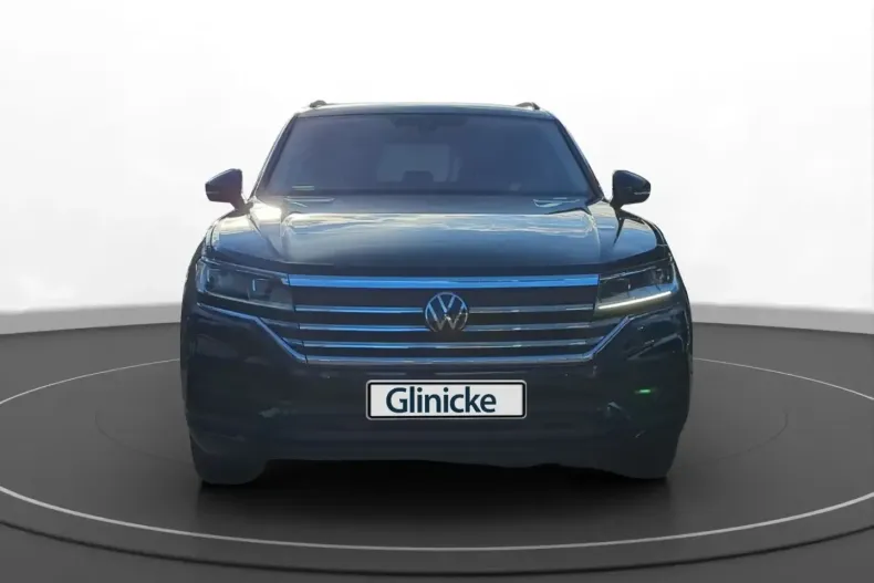 Volkswagen Touareg din 2023 cu 49.900 km - oferta VOL156773 - foto 2