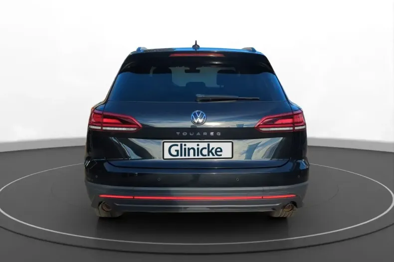 Volkswagen Touareg din 2023 cu 49.900 km - oferta VOL156773 - foto 4