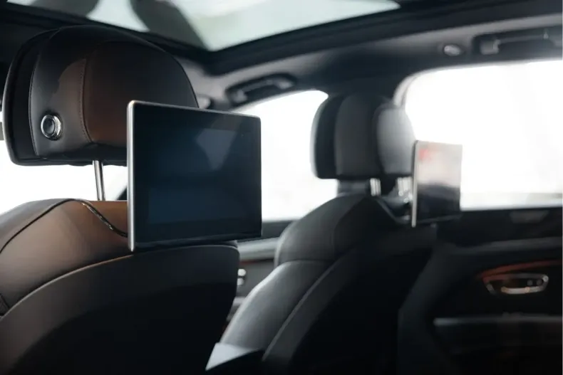 Bentley Bentayga din 2023 cu 25.000 km - oferta BEN156775 - foto 10