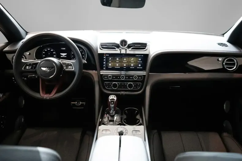 Bentley Bentayga din 2023 cu 3.500 km - oferta BEN156776 - foto 7