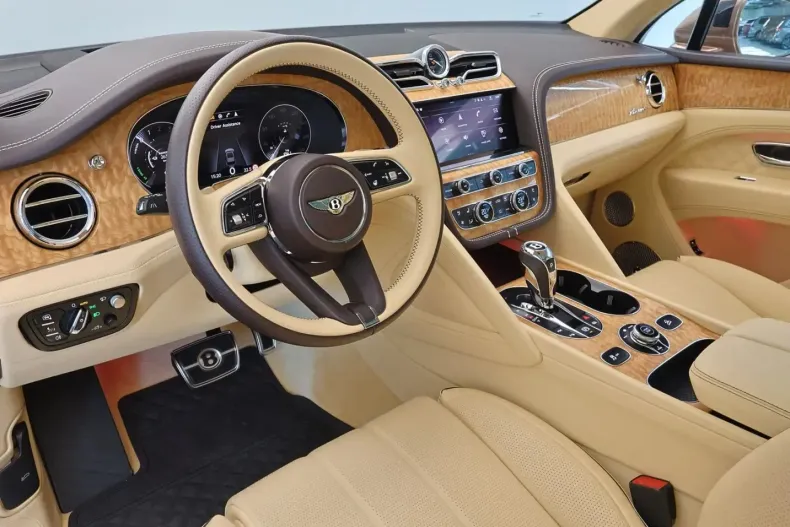 Bentley Bentayga din 2023 cu 18.628 km - oferta BEN156777 - foto 7