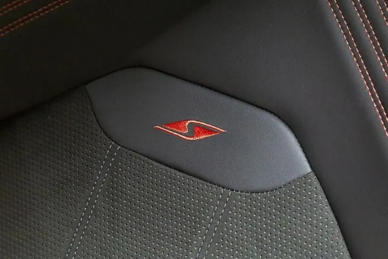 Bentley Bentayga din 2023 cu 29.990 km - oferta BEN156779 - foto 10