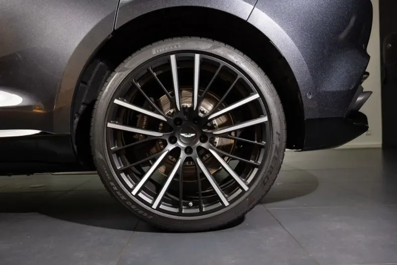 Aston Martin DBX din 2024 cu 15.000 km - oferta AST156782 - foto 5