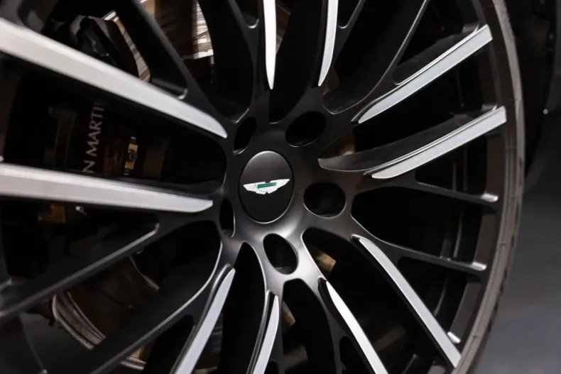 Aston Martin DBX din 2024 cu 15.000 km - oferta AST156782 - foto 10