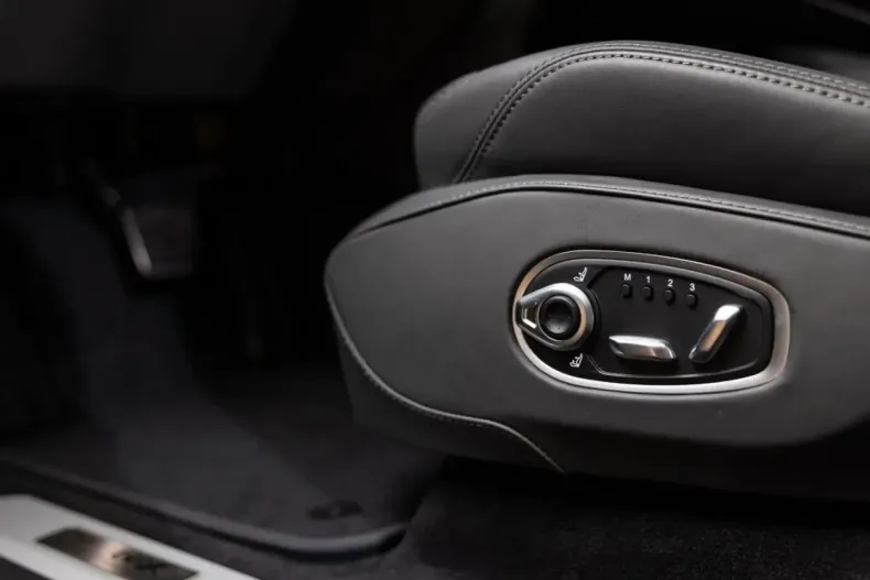 Aston Martin DBX din 2024 cu 15.000 km - oferta AST156782 - foto 13