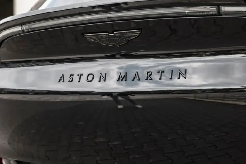 Aston Martin DBX din 2023 cu 7.330 km - oferta AST156783 - foto 23