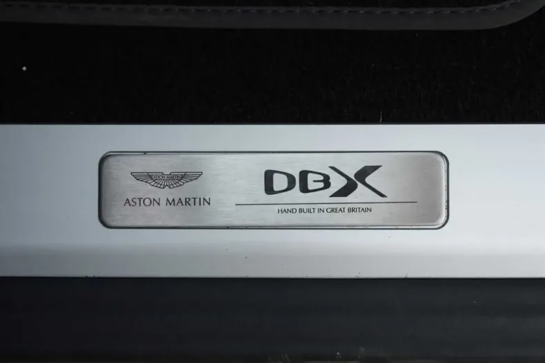 Aston Martin DBX din 2024 cu 45.900 km - oferta AST156784 - foto 31