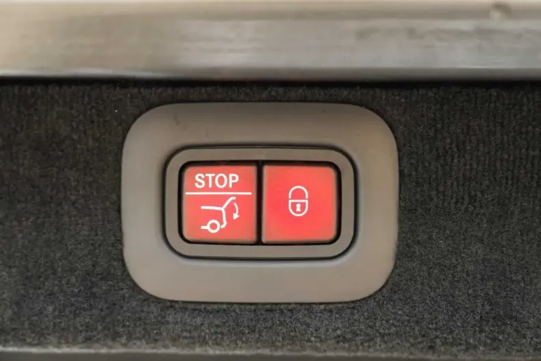 Aston Martin DBX din 2024 cu 45.900 km - oferta AST156784 - foto 33