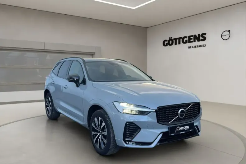 Volvo XC60 din 2023 cu 20.502 km - oferta VOL156786 - foto 1