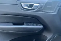 Volvo XC60 din 2023 cu 20.502 km - oferta VOL156786 - foto 10