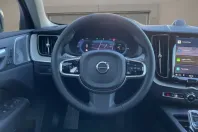 Volvo XC60 din 2025 cu 10.442 km - oferta VOL156787 - foto 8