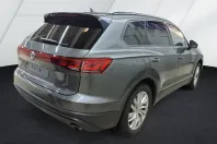 Volkswagen Touareg din 2025 cu 18.596 km - oferta VOL156791 - foto 2