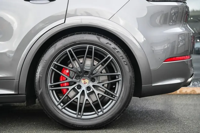 Porsche Cayenne din 2024 cu 23.040 km - oferta POR156805 - foto 45