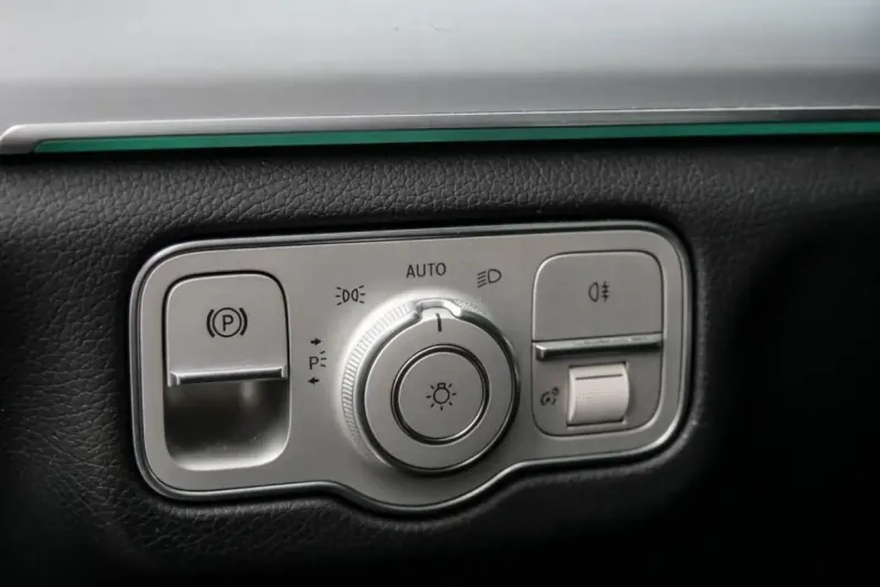 Mercedes-Benz GLE 350 din 2022 cu 68.641 km - oferta MER156809 - foto 16