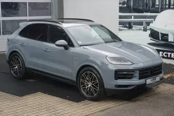 Porsche Cayenne din 2024 - oferta POR156812