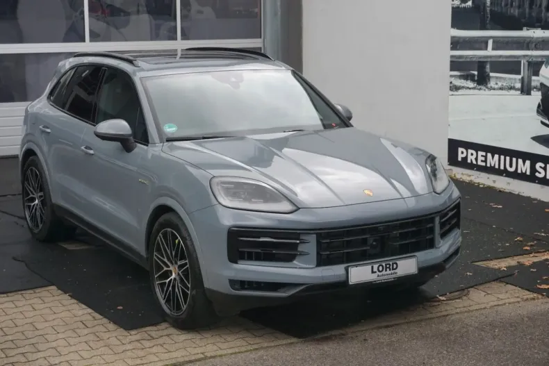 Porsche Cayenne din 2024 cu 17.985 km - oferta POR156812 - foto 2